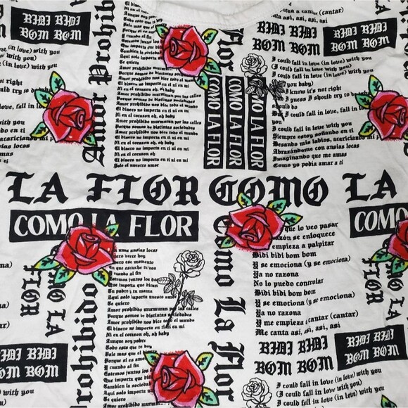 Vibe N' Selena Quintanilla-Perez Song Lyrics Crop Top - Picture 3 of 8